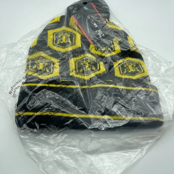 Kikkoman Soy Sauce Pom Beanie - Picture 6 of 6